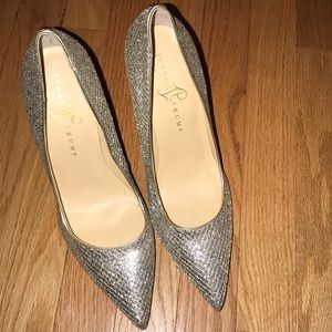 Ivanka trump pointed heels